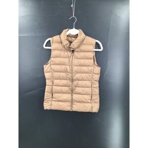 Uniqlo light brown packable lightweight Puffer Vest S READ